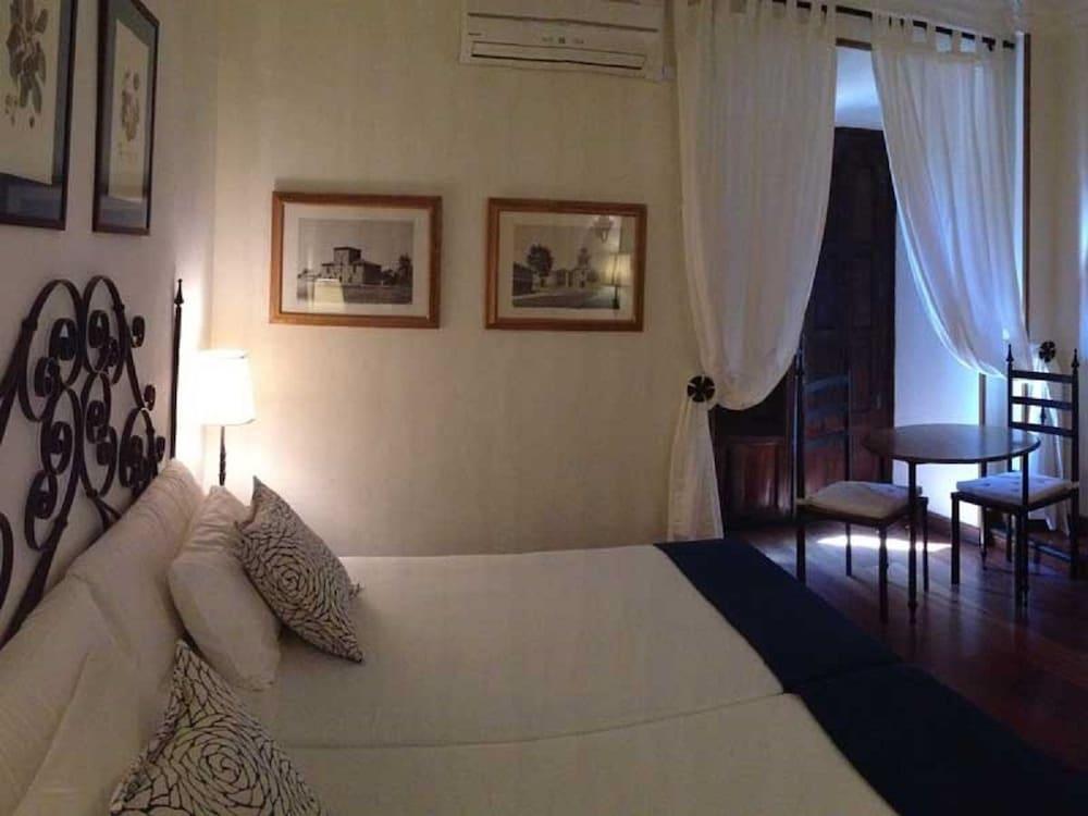 Real Monasterio De San Zoilo Hotel