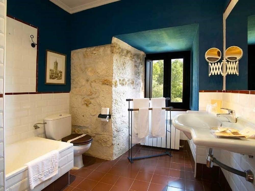Real Monasterio De San Zoilo Hotel 4*